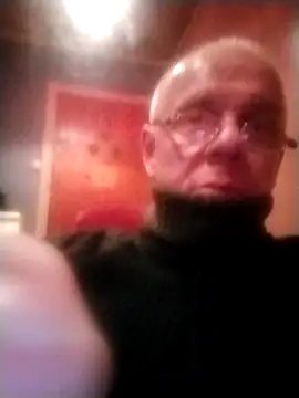 ArmySweater online show from September 12, 2025, 9:26 pm