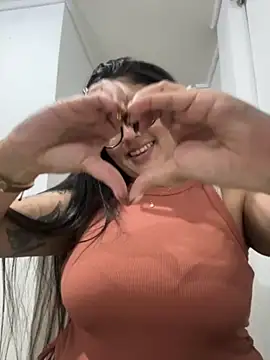 croftsmila online show from October 4, 2025, 2:42 am