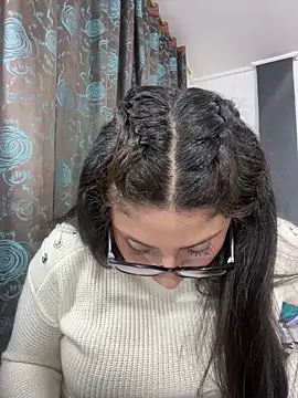 Snapshot of croftsmila chatting on March 4, 2026, 11:00 pm croftsmila online show from March 4, 2026, 11:00 pm