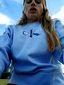 Snapshot of Misscata1106 chatting on October 8, 2025, 9:12 pm Misscata1106 online show from October 8, 2025, 9:12 pm