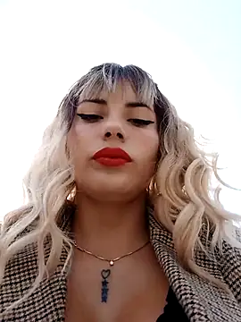 Snapshot of Misscata1106 chatting on December 16, 2025, 6:46 pm Misscata1106 online show from December 16, 2025, 6:46 pm