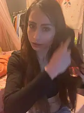 LaPetitechienne1 online show from February 19, 2025, 9:14 pm