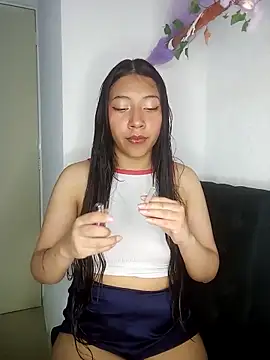 Umaru uwu online show from September 9, 2025, 9:42 am