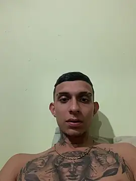 Snapshot of fran777775 chatting on March 8, 2026, 2:48 am fran777775 online show from March 8, 2026, 2:48 am