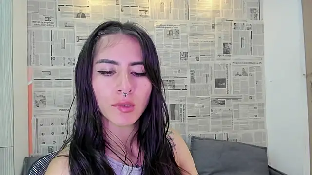 Mhelanny2 online show from December 30, 2024, 7:37 am