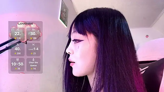 Snapshot of Persia_09 chatting on September 21, 2025, 2:35 am Persia 09 online show from September 21, 2025, 2:35 am