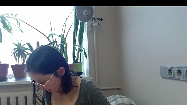 Sophi Cute online show from February 17, 2025, 1:42 pm