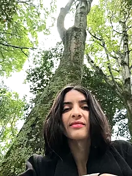 Sam Sara online show from October 17, 2025, 3:47 pm