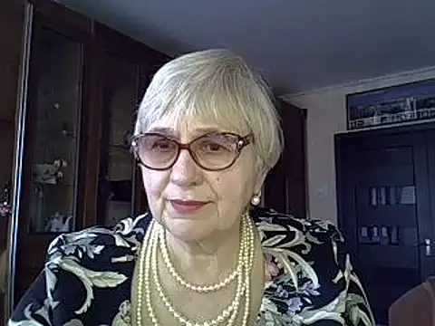 SweetCherry27 online show from January 28, 2025, 9:08 am