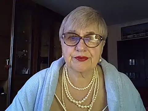SweetCherry27 online show from February 10, 2025, 2:37 pm