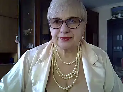 SweetCherry27 online show from February 18, 2025, 11:11 am