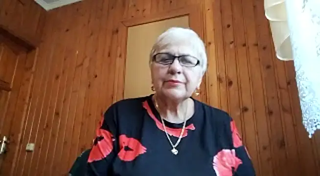 Snapshot of SweetCherry27 chatting on June 21, 2026, 5:04 pm SweetCherry27 online show from June 21, 2026, 5:04 pm