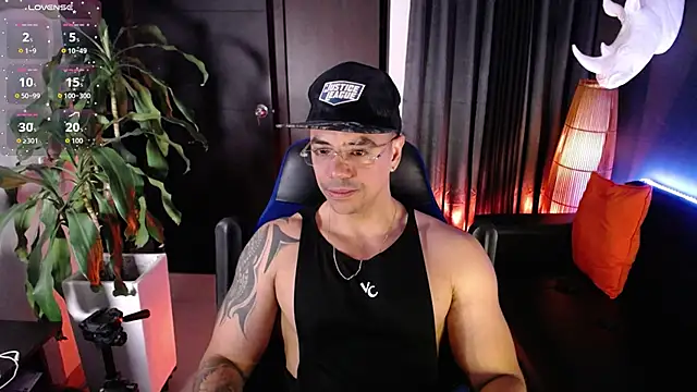 Snapshot of seddy_333 chatting on October 24, 2025, 8:00 am seddy 333 online show from October 24, 2025, 8:00 am