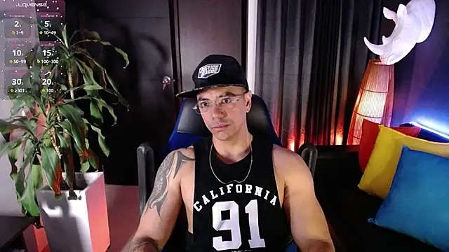 Snapshot of seddy_333 chatting on November 2, 2025, 9:22 am seddy 333 online show from November 2, 2025, 9:22 am