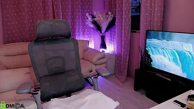 CarrieLoveX online show from April 3, 2026, 3:59 am