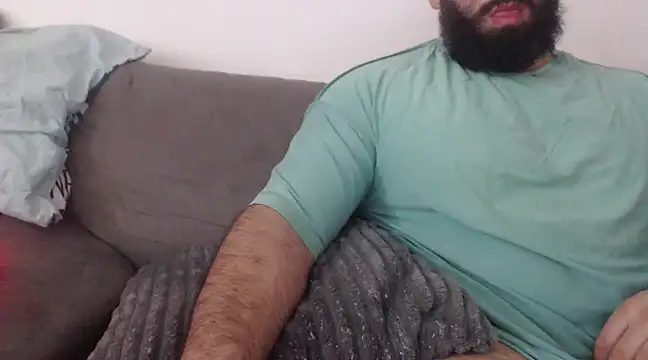 hugemachohandsome online show from January 6, 2025, 10:46 am