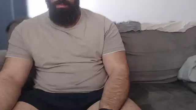 hugemachohandsome online show from March 7, 2026, 8:22 am