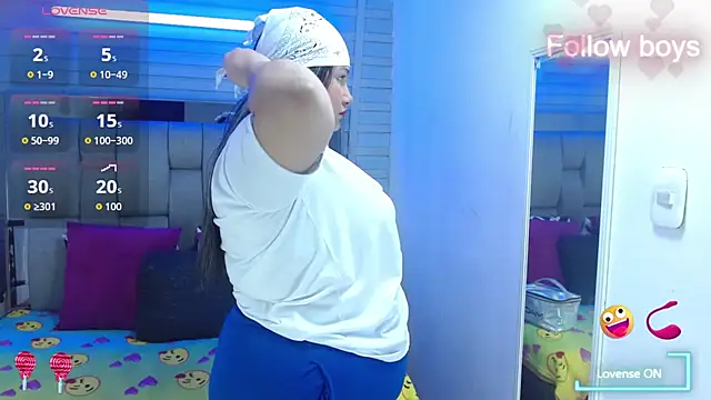 evelin zaens online show from October 26, 2025, 4:29 am