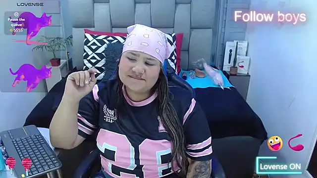 evelin zaens online show from December 20, 2025, 5:25 am