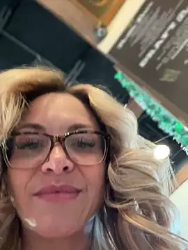 MessyNastyQueen online show from December 21, 2024, 9:58 pm