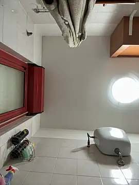 michele1500 online show from November 28, 2025, 4:53 pm