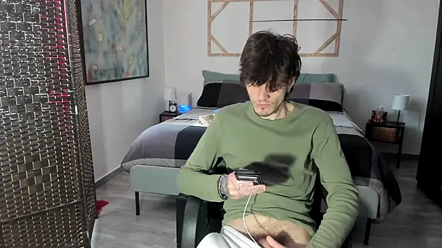 Snapshot of xxxciro13xxx chatting on February 11, 2025, 10:37 am xxxciro13xxx online show from February 11, 2025, 10:37 am