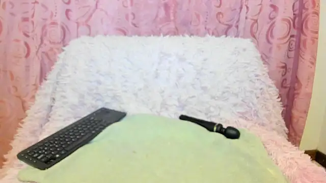 Snapshot of iisabella_gonzalez chatting on October 6, 2025, 4:32 am iisabella gonzalez online show from October 6, 2025, 4:32 am