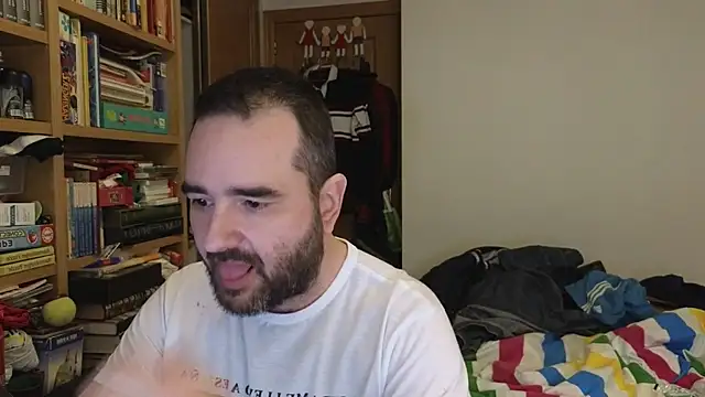 curiosillo83 online show from April 6, 2026, 7:53 am