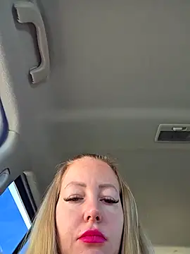 Jassy Foxy online show from February 17, 2026, 11:07 am