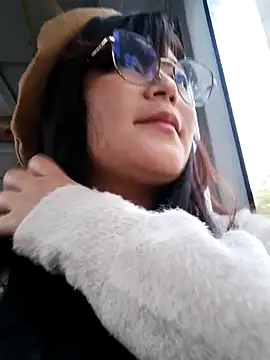 Snapshot of Sakura_0505 chatting on December 24, 2024, 10:28 pm Sakura 0505 online show from December 24, 2024, 10:28 pm