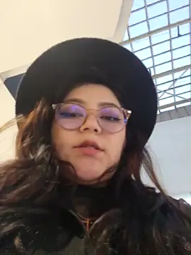 Snapshot of Sakura_0505 chatting on February 26, 2025, 11:26 pm Sakura 0505 online show from February 26, 2025, 11:26 pm