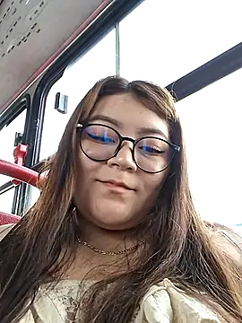 Snapshot of Sakura_0505 chatting on October 19, 2025, 8:31 pm Sakura 0505 online show from October 19, 2025, 8:31 pm