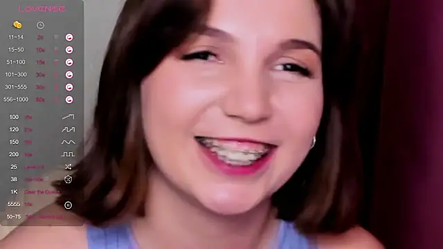 KindHazelHere  online show from February 13, 2025, 3:14 pm