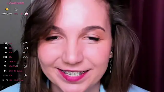 KindHazelHere  online show from February 28, 2025, 8:18 pm