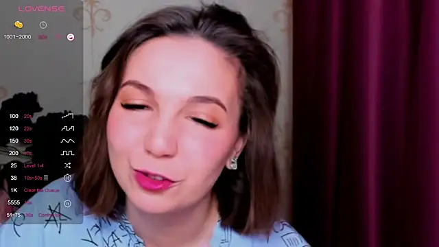 KindHazelHere  online show from March 3, 2025, 4:14 pm