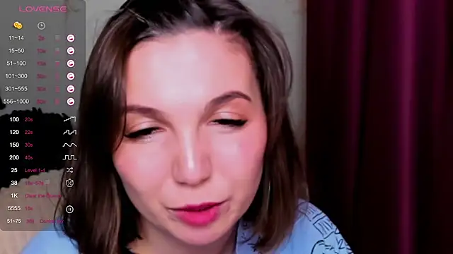 KindHazelHere  online show from March 3, 2025, 10:52 pm