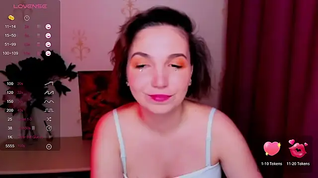 KindHazelHere  online show from October 19, 2025, 8:15 am