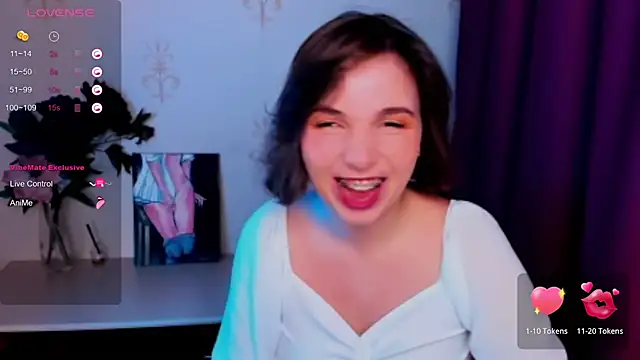 KindHazelHere  online show from October 21, 2025, 8:26 am