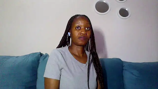 Hardnipples8 online show from November 18, 2025, 11:15 pm