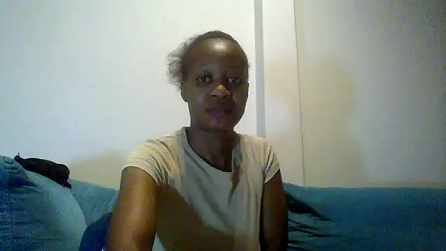 Snapshot of Hardnipples8 chatting on February 1, 2026, 11:14 pm Hardnipples8 online show from February 1, 2026, 11:14 pm