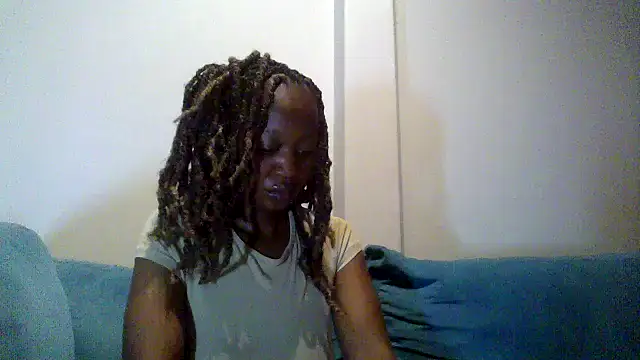 Snapshot of Hardnipples8 chatting on February 28, 2026, 11:17 pm Hardnipples8 online show from February 28, 2026, 11:17 pm