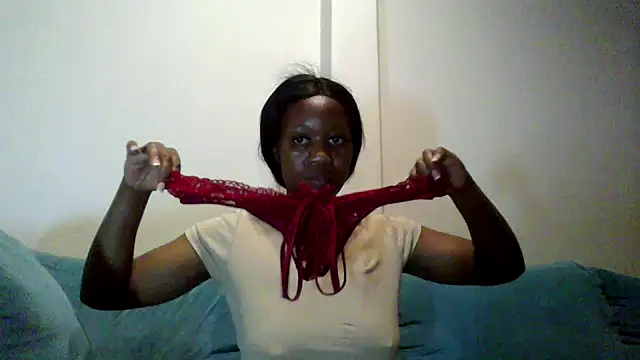 Snapshot of Hardnipples8 chatting on April 7, 2026, 11:21 am Hardnipples8 online show from April 7, 2026, 11:21 am