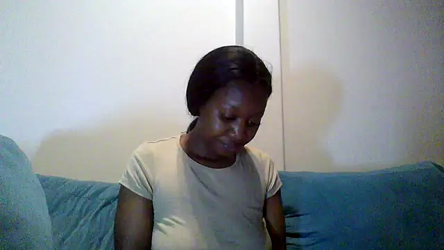Snapshot of Hardnipples8 chatting on April 16, 2026, 11:33 am Hardnipples8 online show from April 16, 2026, 11:33 am