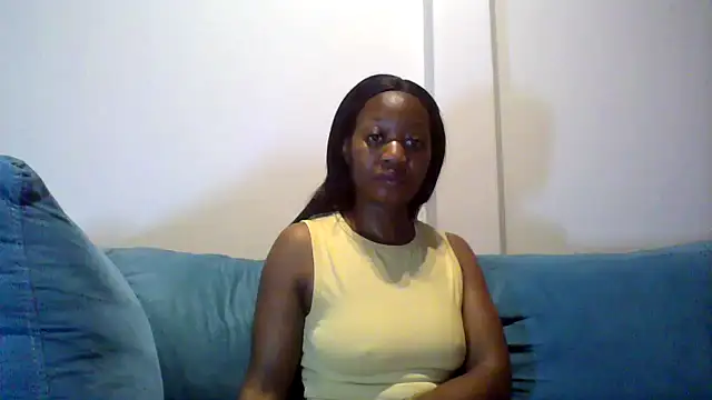 Snapshot of Hardnipples8 chatting on April 16, 2026, 11:07 pm Hardnipples8 online show from April 16, 2026, 11:07 pm