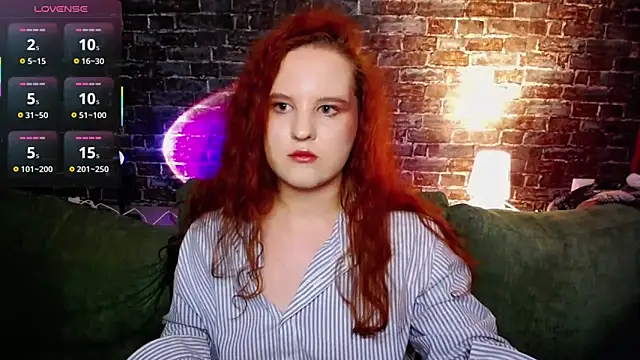 FlowerOfFreedom  online show from December 19, 2025, 7:10 pm