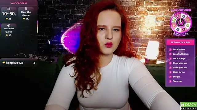 FlowerOfFreedom  online show from December 22, 2025, 7:44 pm