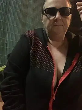 eroticjessitop online show from March 22, 2025, 8:04 pm