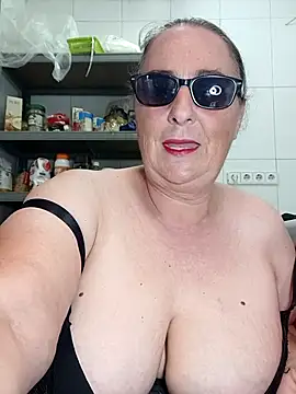eroticjessitop online show from June 25, 2026, 4:55 pm