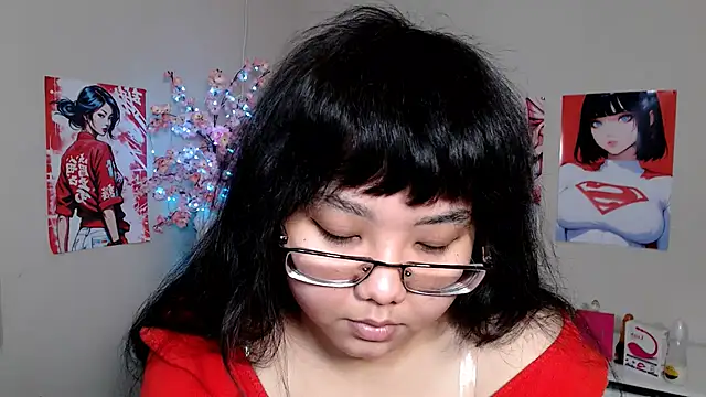 Moertomlly online show from September 18, 2025, 4:36 am