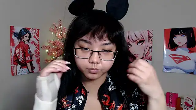 Moertomlly online show from November 7, 2025, 4:01 am